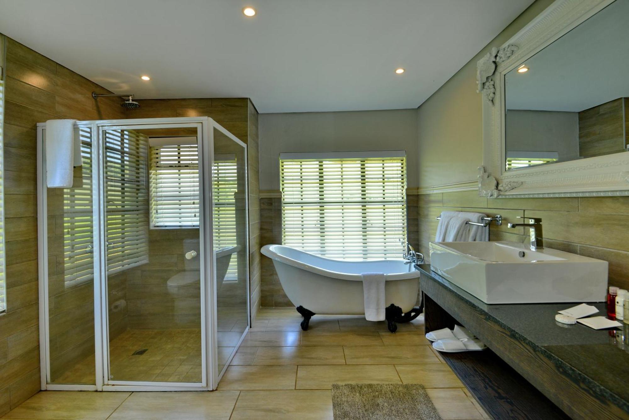 African Hills Safari Lodge & Spa Magaliesburg Dış mekan fotoğraf