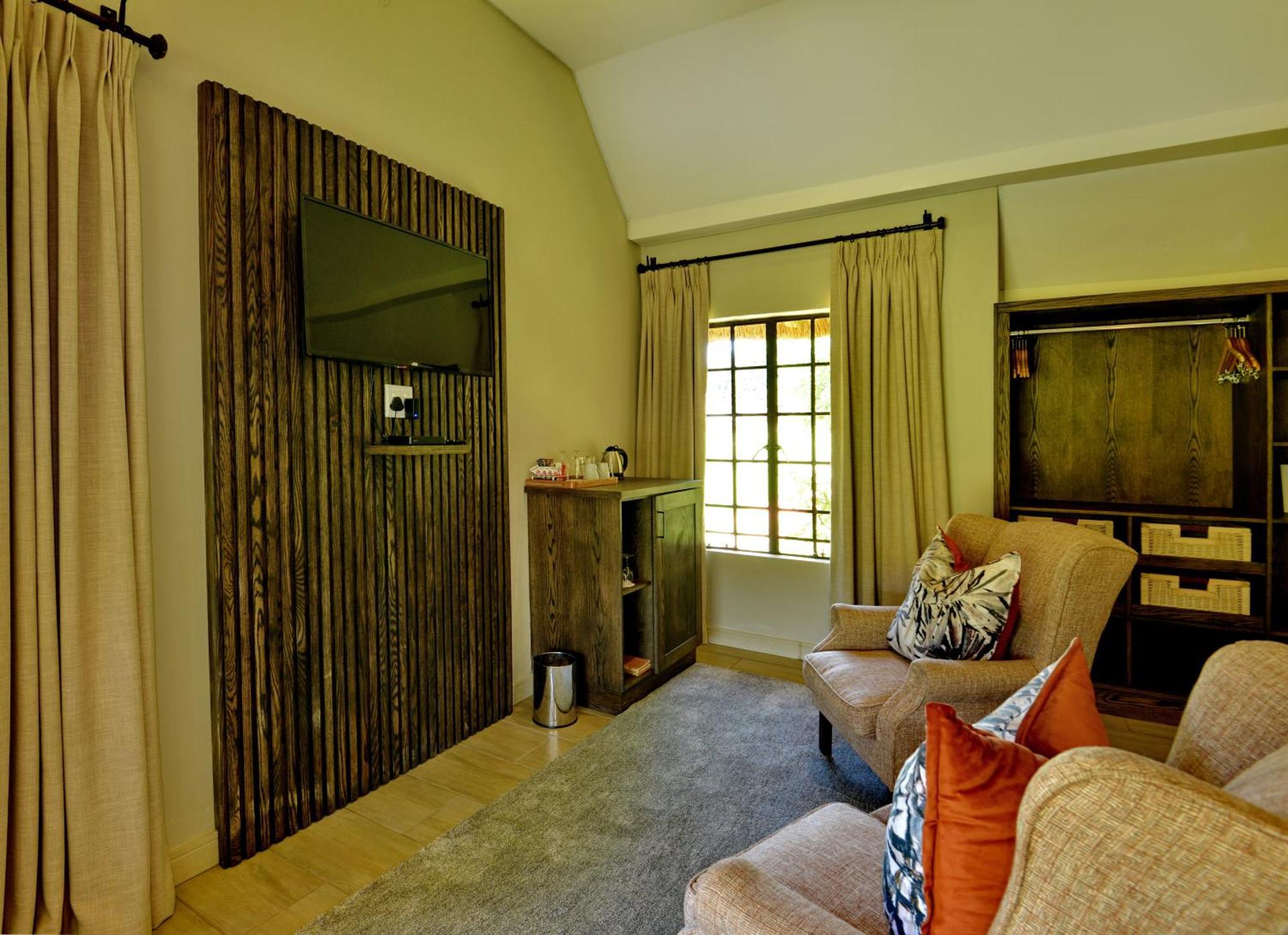 African Hills Safari Lodge & Spa Magaliesburg Oda fotoğraf